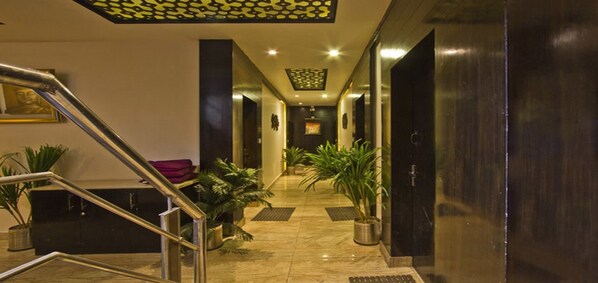Hallway - Lavish Inn (Dharamshala)
