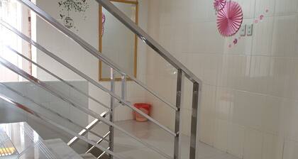 Hong Jaya Homestay - Hostel