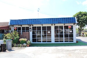 Exterior - RV @ U Garden Stay Skudai (Skudai)