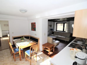 Fernseher, Kamin