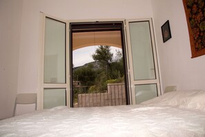 2 sovrum och sängkläder