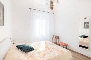 3 camere, ferro/asse da stiro, Wi-Fi