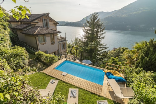 Villa Costanza 