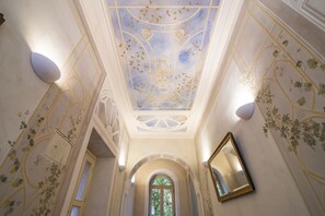 Interior detail - Villa Costanza  (Blevio)