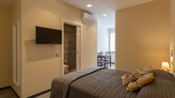 1 chambre, fer et planche Ă repasser, Wi-Fi, draps fournis