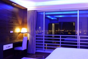 Egyptian cotton sheets, premium bedding, individually decorated - Crystal Lodge (Lahore)