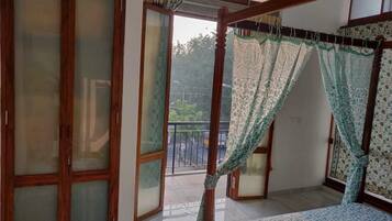 Executive Apartment, 1 King Bed, City View | 1 bedroom, rollaway beds, free WiFi