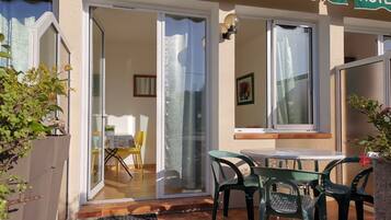 Standard Quadruple Room, Terrace