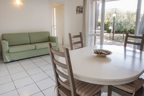 Dining - N169 - Numana, new four-room villa with garden (Numana)