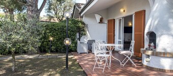 N169 - Numana, new four-room villa with garden