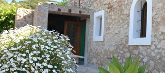 BEAUTIFUL IBICENCAN HOUSE AT KM 5