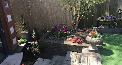 Beautiful Melford House Hotel in Farnborough Park