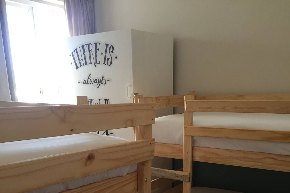 Dortoir Partagé (2 Bunk Beds)