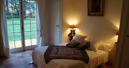 Villa provençale avec Spa au pied de la Montagne Noire