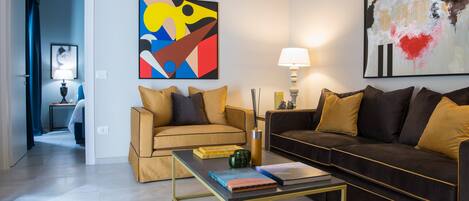 Smart TV, books, computer monitors