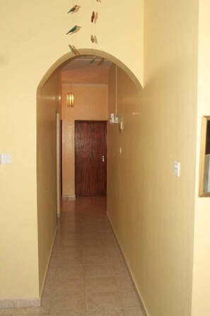 Interior entrance - Satomfa haus (Mtwapa)