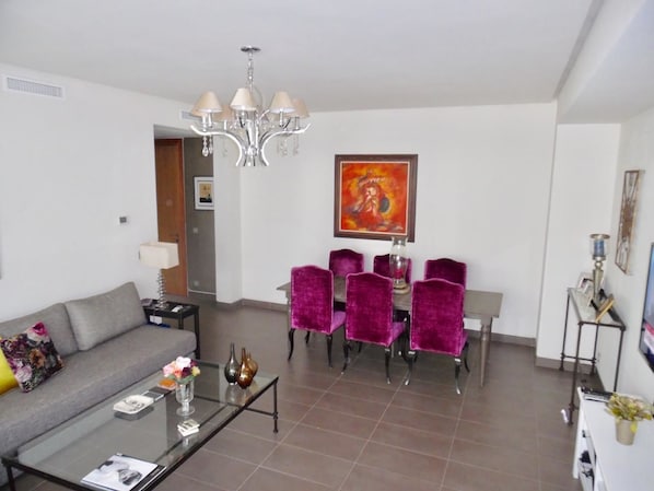 Deluxe Apartment, Multiple Beds, Partial Ocean View | Blackout drapes, iron/ironing board, free WiFi, bed sheets