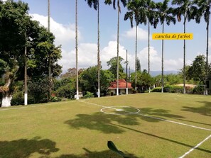 Sportplatz