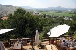 Balcony - Degirmen Konukevi (Gökçeada)