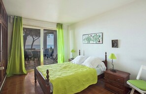 5 chambres, fer et planche à repasser, Wi-Fi gratuit, draps fournis