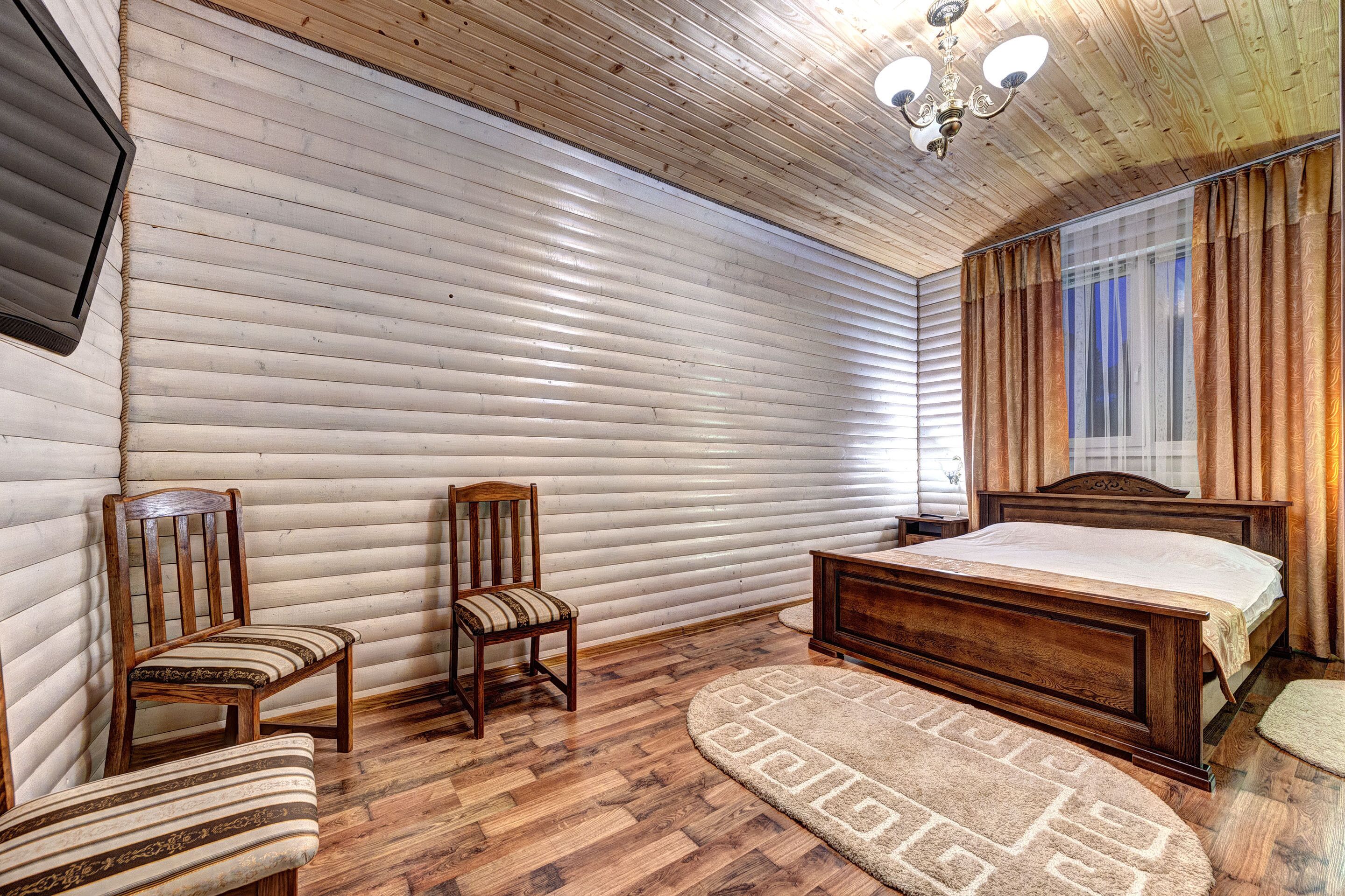 Habitación Grand, 1 cama Queen size | Tabla de planchar con plancha, camas extra y wifi gratis 