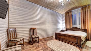 Habitación Grand, 1 cama Queen size | Tabla de planchar con plancha, camas extra y wifi gratis