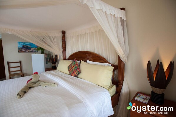 1 bedroom, in-room safe, WiFi, bed sheets