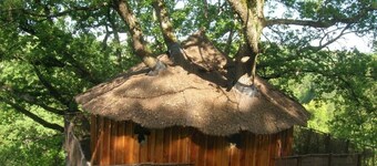 ----- Cabane AMOUR--- Perched cabin for 4 travellers