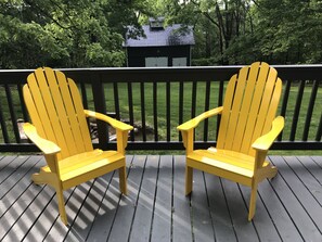 Property grounds - Historic Mountain Cottage at Blue Ridge Overlook (Bluemont)