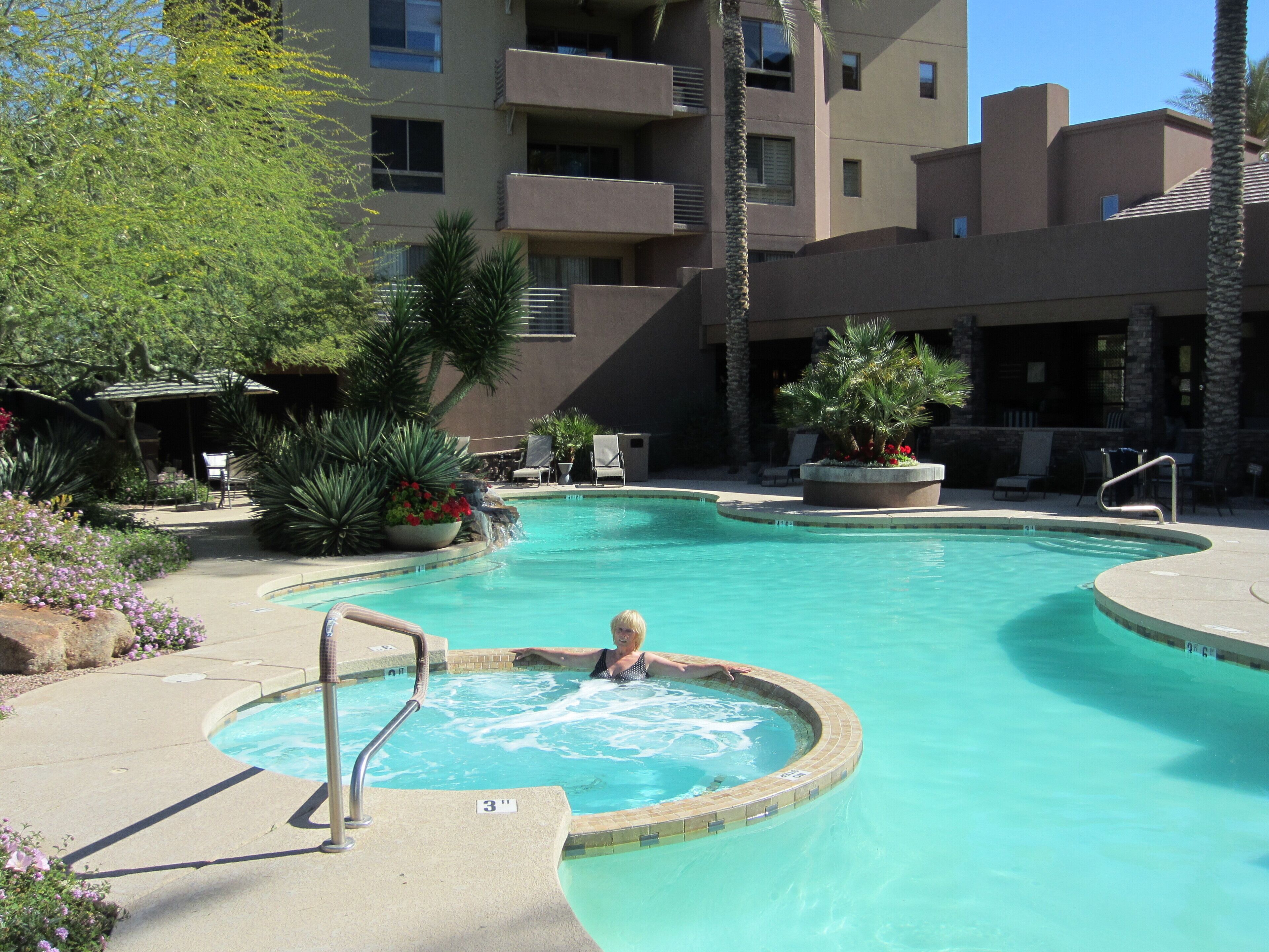 Stay in North Scottsdale's finest, The Landmark in Kierland. 