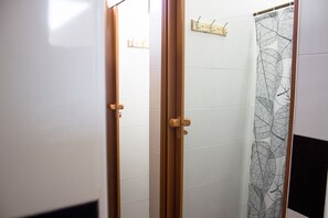 Premium bedding, memory-foam beds, free WiFi, bed sheets - I Wanna Palomino - Hostel (Dibulla)