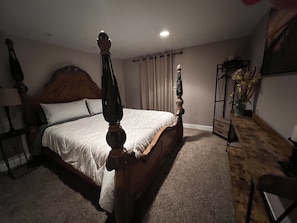 2 habitaciones, tabla de planchar con plancha y cuna de viaje 