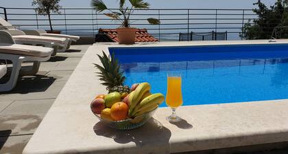 "Nilaria" sea view apartment & pool near Krk, Rijeka