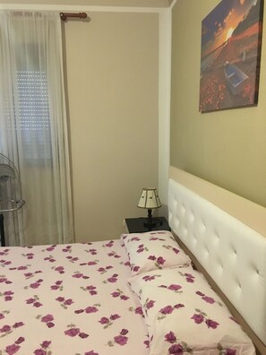 Chambre Double, salle de bains privée (External)