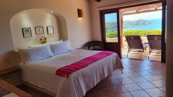 5 Schlafzimmer, Zimmersafe, Schreibtisch, Bügeleisen/Bügelbrett