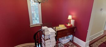 Hyde House Bed and Breakfast 1st Choice Cabin Rentals Hocking Hills Ohio