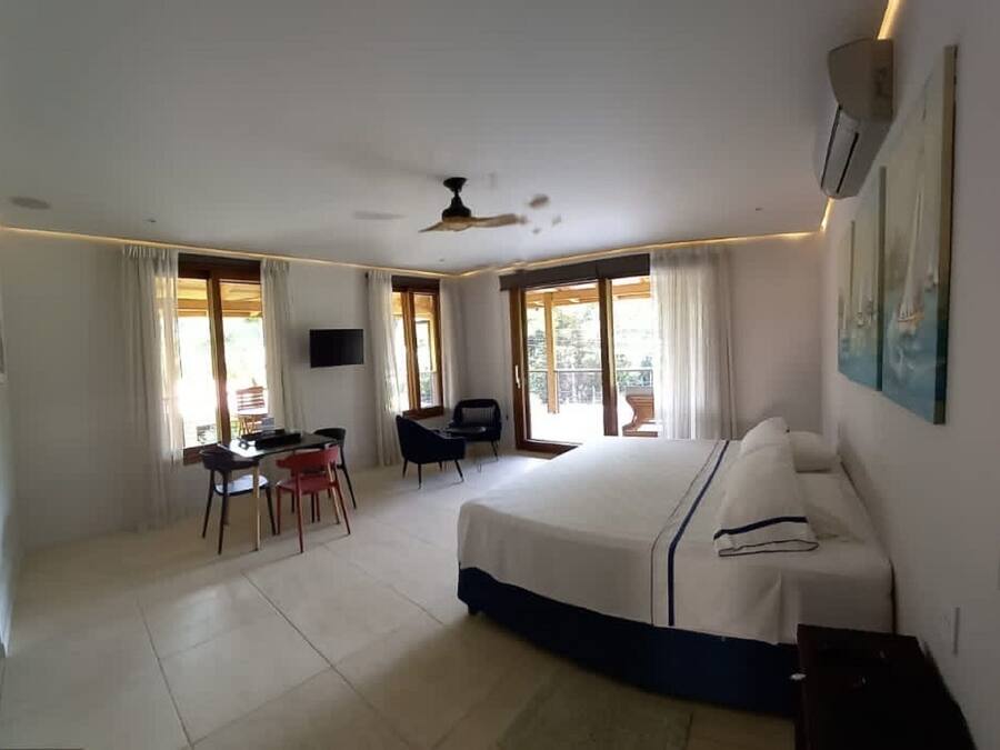 Standard Studio, Non Smoking, Garden View | Hypo-allergenic bedding, minibar, in-room safe, individually decorated