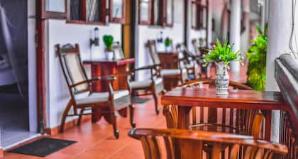 Mrs Wijenayake's Beach Haven Guest House