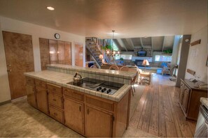 Private kitchen - Lucky Lady 404 (South Lake Tahoe)
