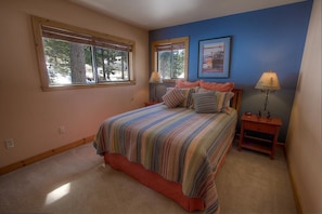 Maison, 2 grands lits, patio | 3 chambres, accès au Wi-Fi (inclus)