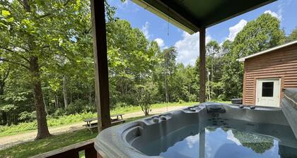Pet Friendly Log Cabin with hot tub on 7 acres near Hocking Hills Old Mans Cave