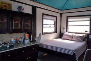Standard House, 3 Bedrooms, Smoking, Sea View | 3 bedrooms, individually decorated, individually furnished