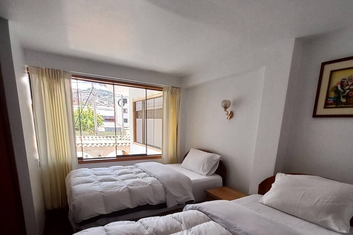 Free WiFi, bed sheets