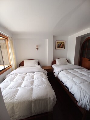 Free WiFi, bed sheets