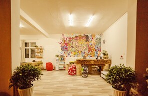 บริเวณนั่งเล่นที่ล็อบบี้