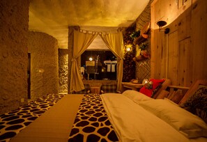 ห้องคลาสสิกดับเบิล | 1 ห้องนอน, ห้องพักตกแต่งอย่างมีเอกลักษณ์, ผ้าม่านกันแสง, ห้องเก็บเสียง