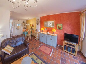 Unclassified image, 5 of 20, button