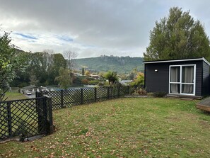 Property grounds - Kinloch - On the Lake's Doorstep (Acacia Bay)