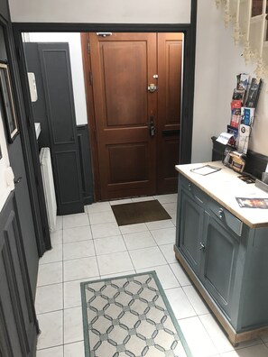 Reception - Sacrés Apparts (Reims)