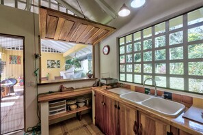 Baignoire, serviettes fournies